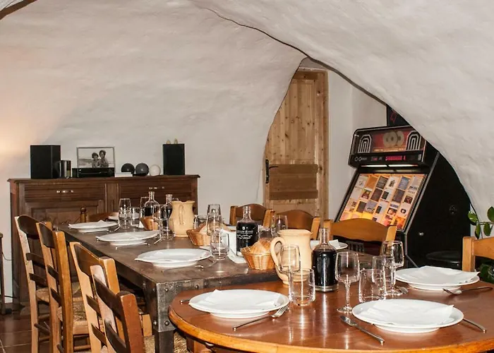 Le Colombier Bed & Breakfast *